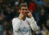 Click image for larger version

Name:	Ronaldo-muon-roi-Real-Trieu-fan-MU-la-liga-santander-real-madrid-vs-villarreal-1516067074-323-wi.jpg
Views:	0
Size:	50.3 KB
ID:	1162097