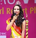 Click image for larger version

Name:	hoa-hau-viet-nam-2014-nguyen-cao-ky-duyen-hinh-anh_jknc.jpg
Views:	0
Size:	78.2 KB
ID:	702545