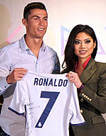 Click image for larger version

Name:	20170429-110120-ronaldo-1-8103-1493354755-400x516-1505434999664.jpg
Views:	0
Size:	126.9 KB
ID:	1103026