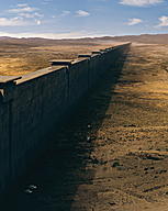 Click image for larger version

Name:	trumpwall (8)_resize.jpg
Views:	0
Size:	90.6 KB
ID:	988995