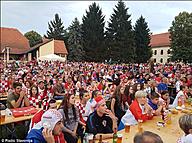 Click image for larger version

Name:	phapdan42croatiafan (1).jpg
Views:	0
Size:	118.7 KB
ID:	1247516