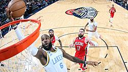 Click image for larger version

Name:	230205030817-01-lebron-lakers-pelicans-020423-restricted-696x392.jpg
Views:	0
Size:	66.9 KB
ID:	2175170